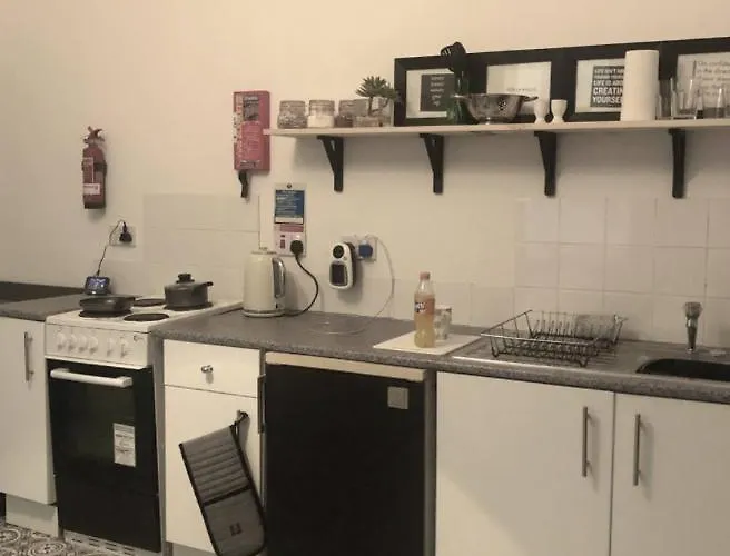 1 Richmond Tce, Flat 2